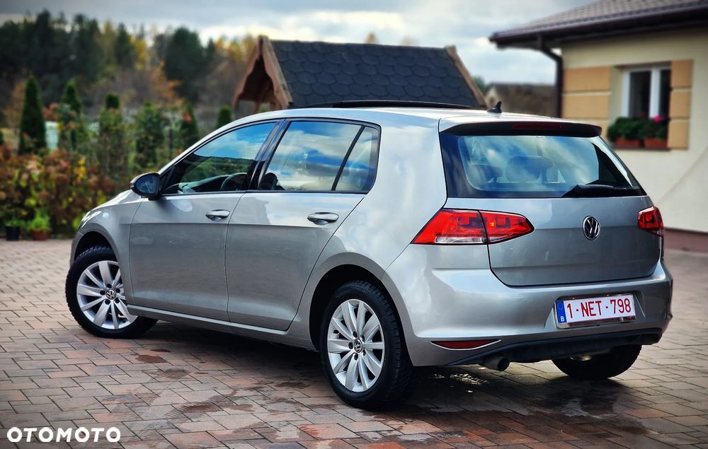 Volkswagen Golf 1.6 TDI BlueMotion Technology Comfortline - 23