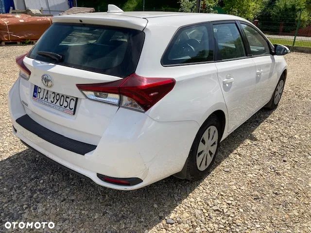 Toyota Auris 1.6 Active - 3