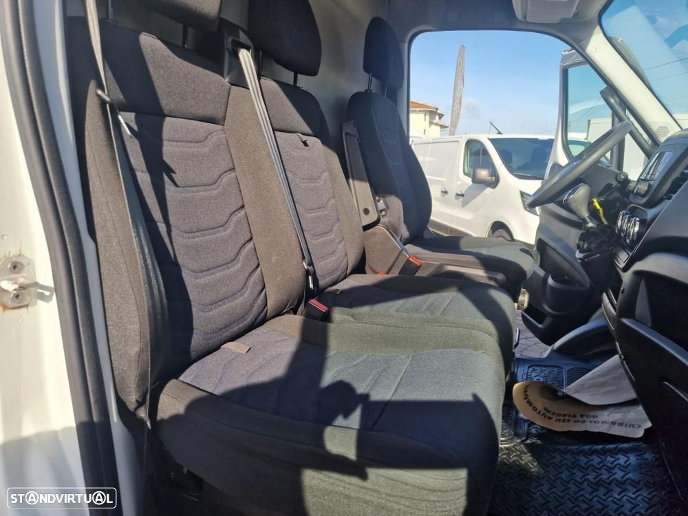 Iveco Daily DAILY VI CAIXA (156CV) - 23