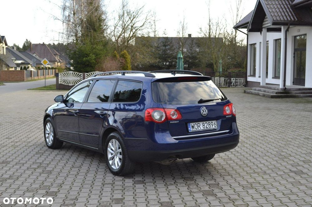 Volkswagen Passat - 9
