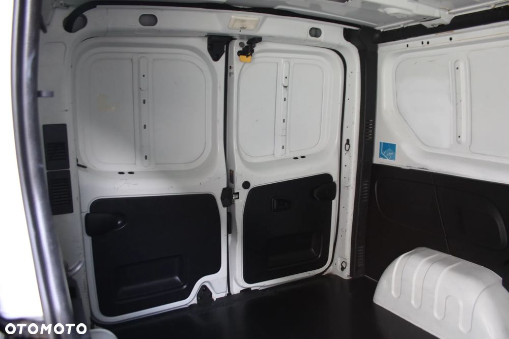 Renault TRAFIC - 23