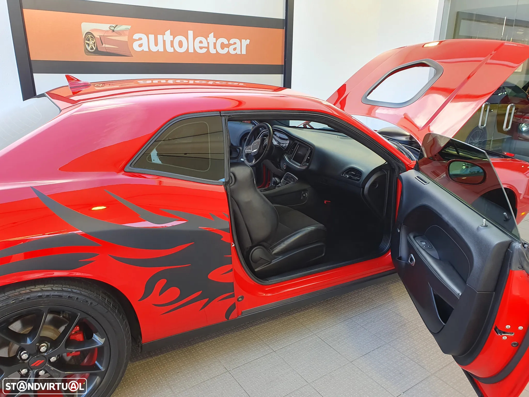 Dodge Challenger Auto R/T Plus Shaker - 22