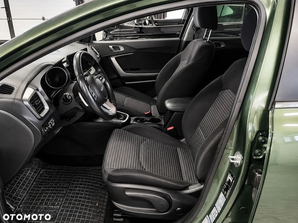 Kia Ceed 1.5 T-GDI M DCT - 10