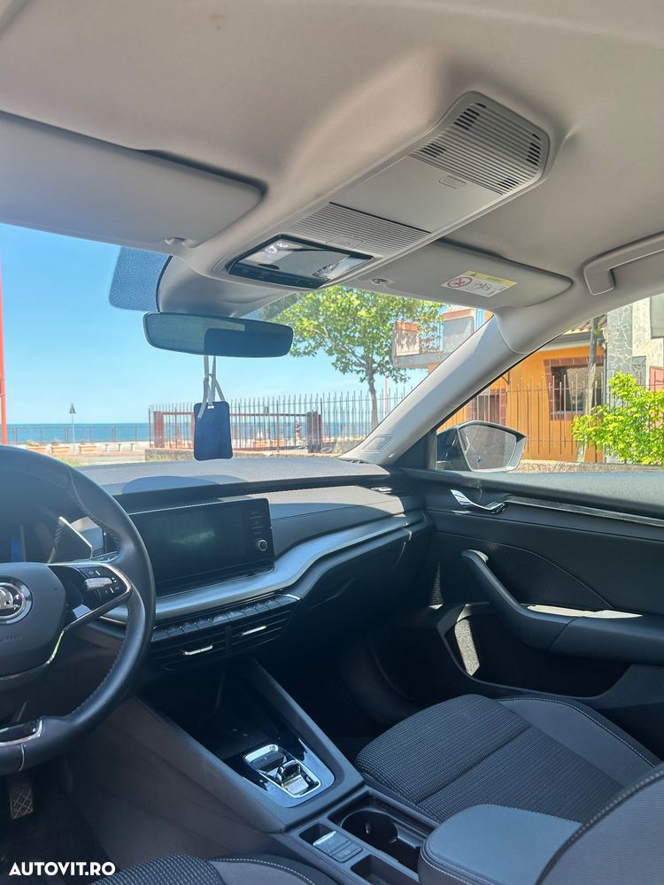 Skoda Octavia 1.5 TSI DSG Mild Hybrid Ambition - 8