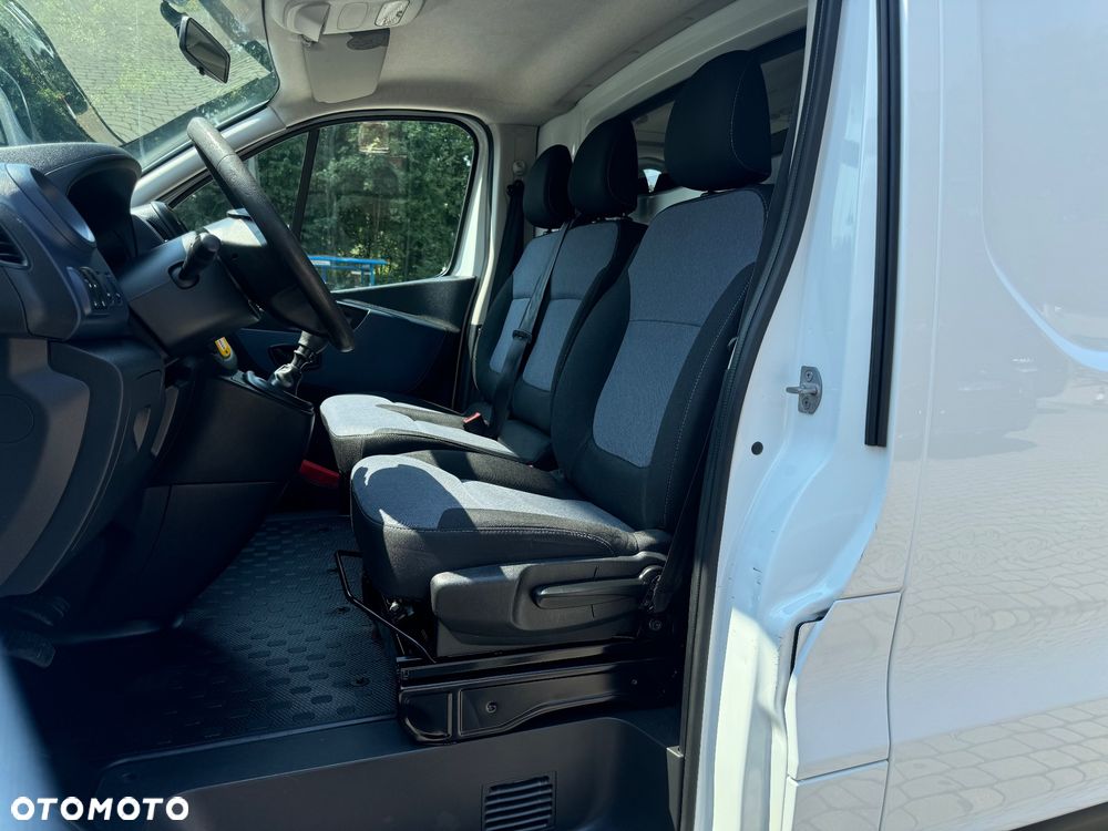 Opel Vivaro - 14