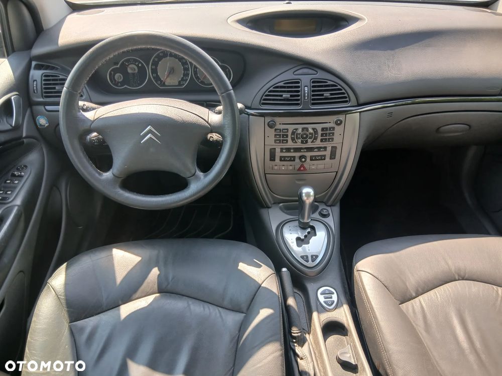 Citroën C5 II 3.0 V6 Exclusive - 7