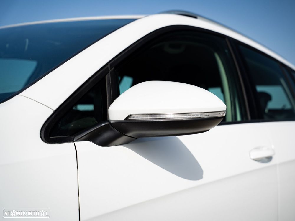 VW Golf Variant 1.6 TDi Confortline - 22