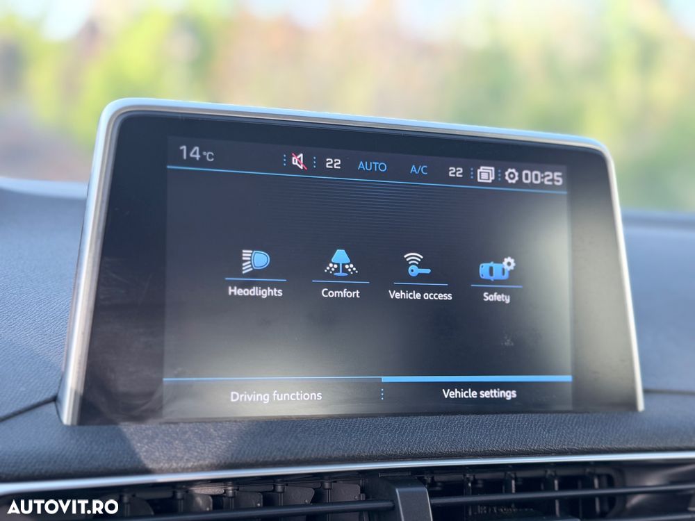 Peugeot 5008 1.5L BlueHDI EAT8 S&S GT - 34
