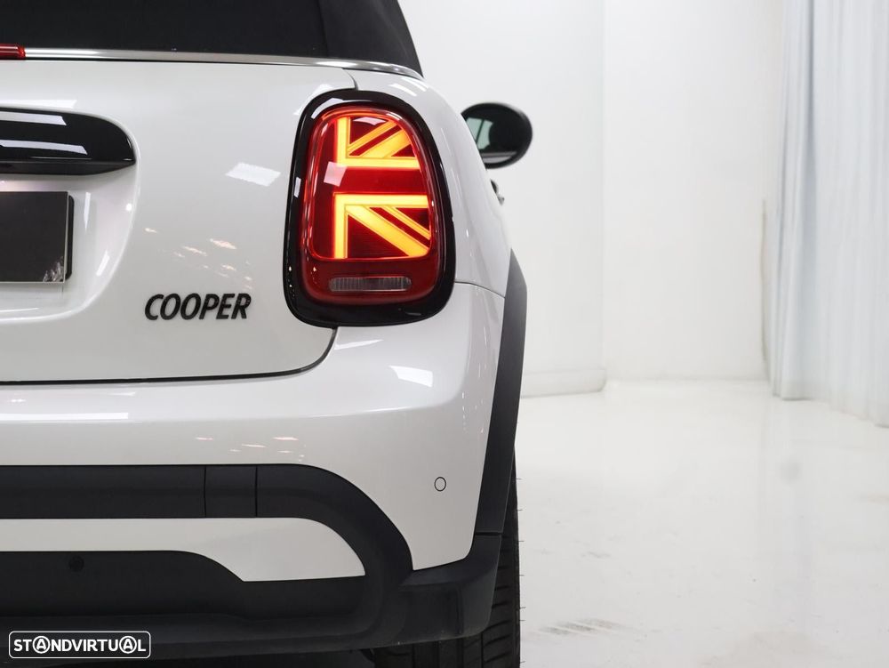 MINI Cabrio Cooper Auto - 31