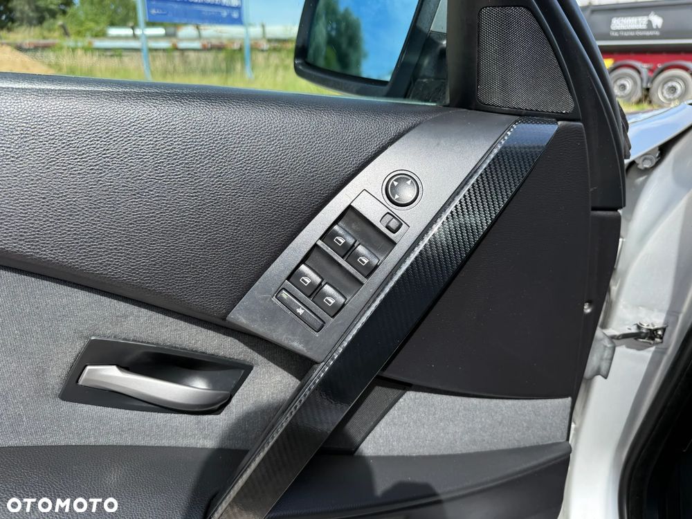 BMW Seria 5 - 23