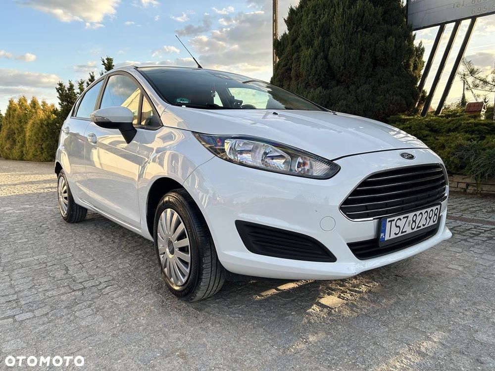 Ford Fiesta - 12