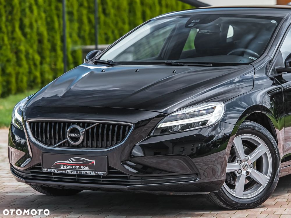Volvo V40 D2 Momentum - 24