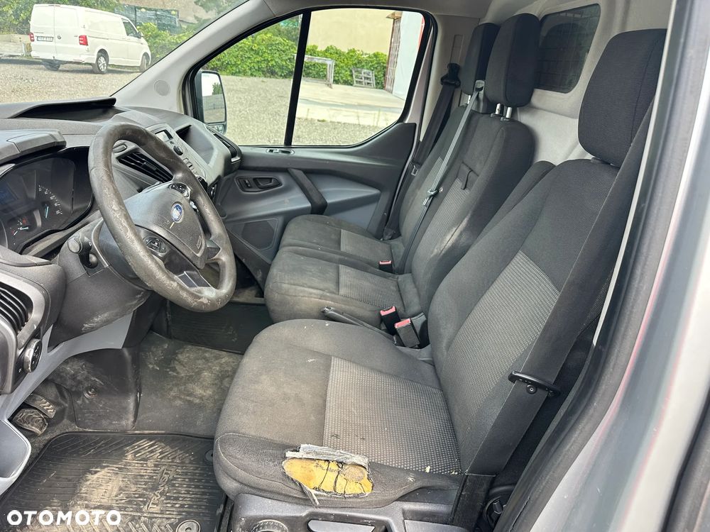 Ford Transit Custom - 11