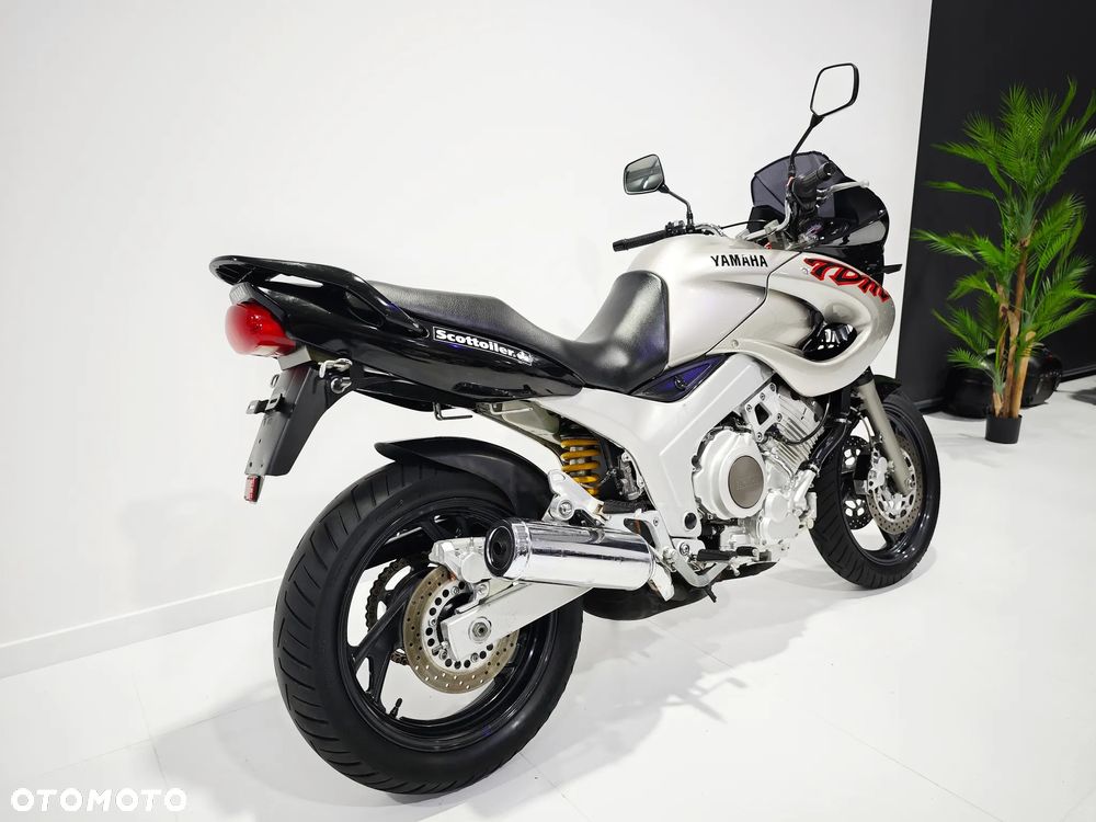Yamaha TDM - 11