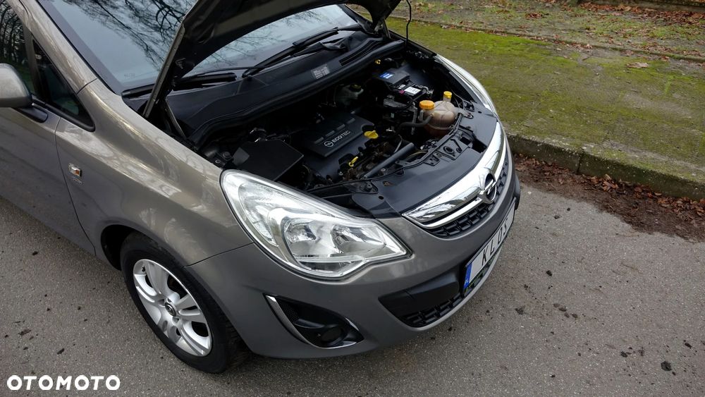 Opel Corsa 1.2 16V Innovation 110 Jahre - 35