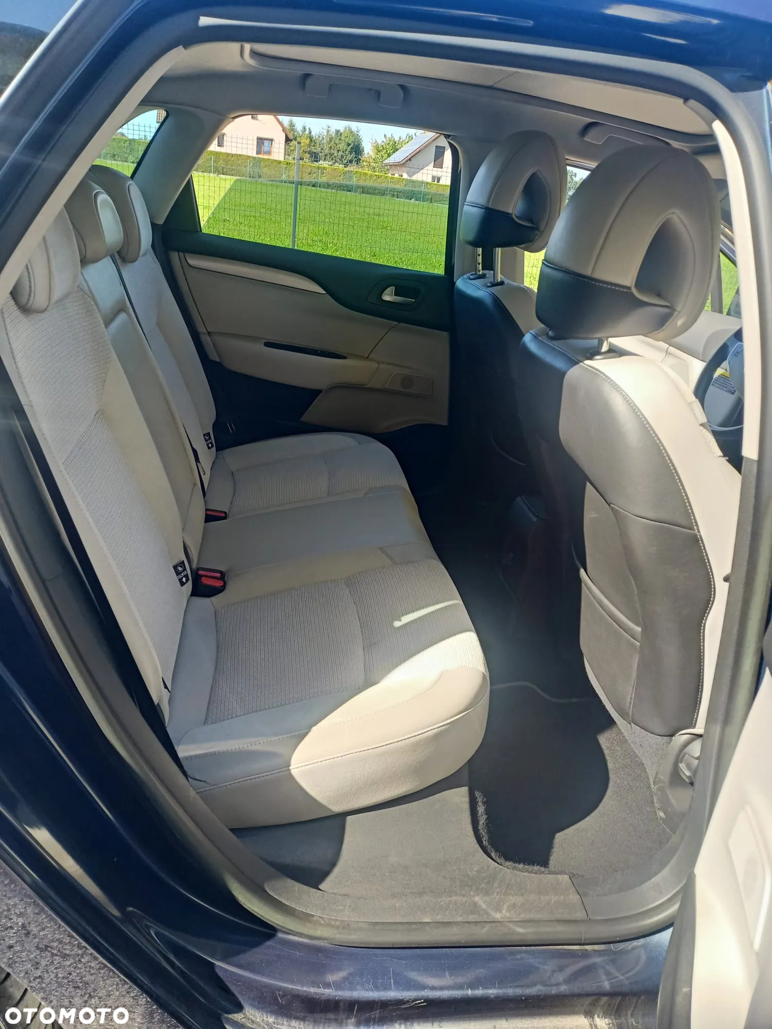 Citroën C4 1.2 e-THP Exclusive - 9