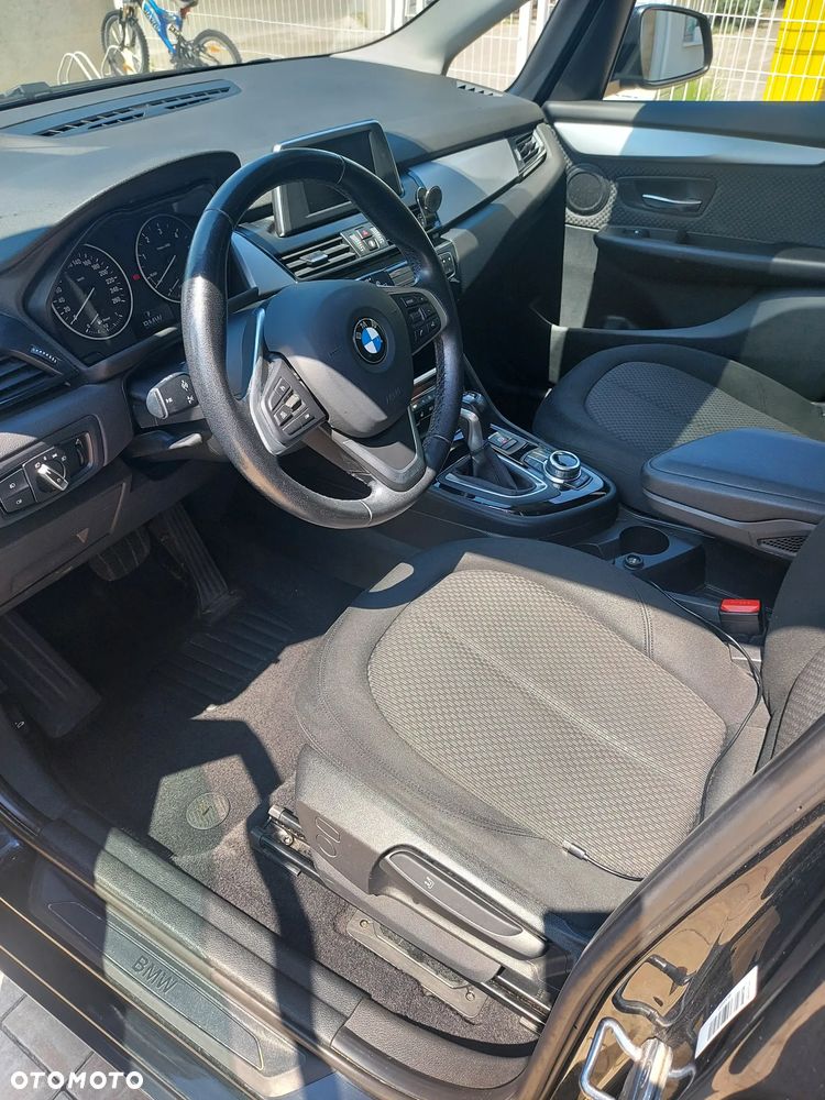 BMW Seria 2 218d Advantage - 7