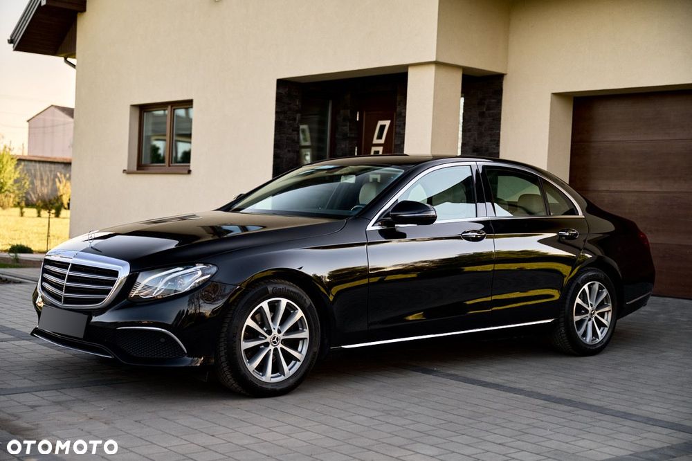 Mercedes-Benz Klasa E 220 d 9G-TRONIC - 9