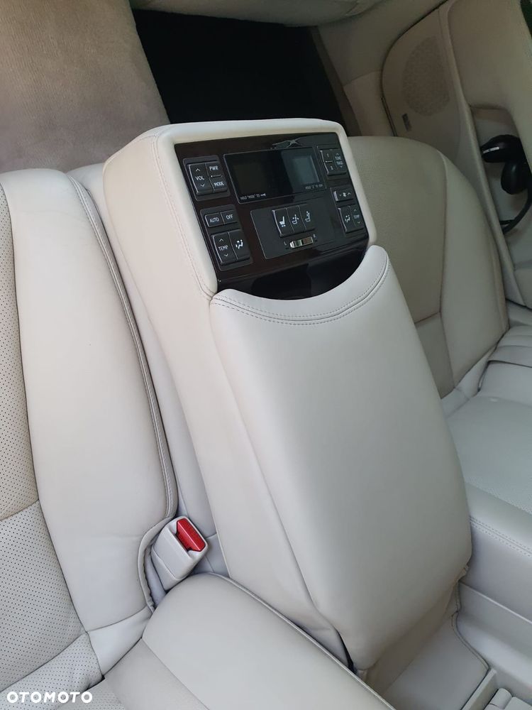 Lexus LS 460 Prestige - 29