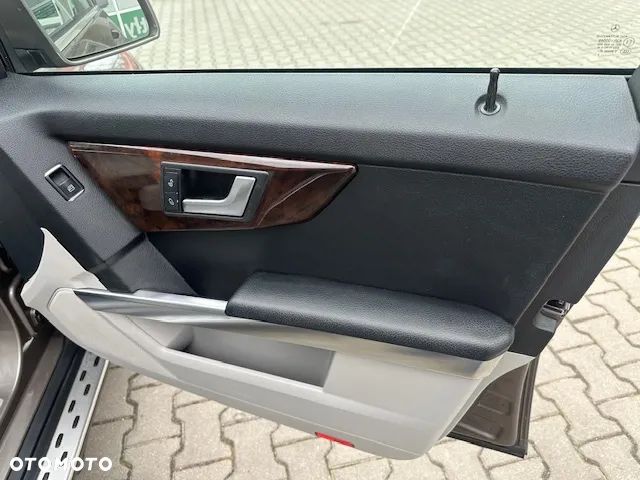 Mercedes-Benz GLK 250 CDI DPF 4Matic BlueEFFICIENCY 7G-TRONIC - 13