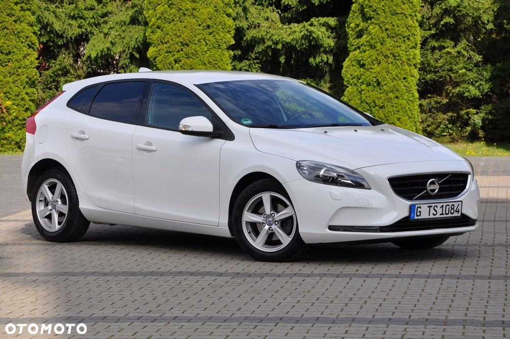Volvo V40 D2 Momentum - 11