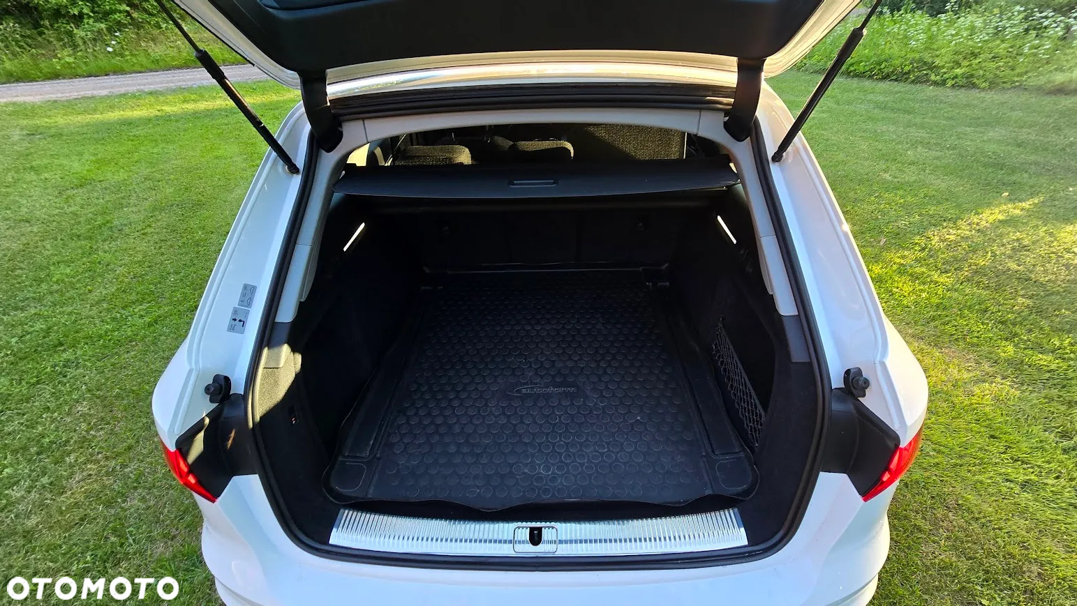 Audi A4 Avant 40 TDI quattro S tronic - 19