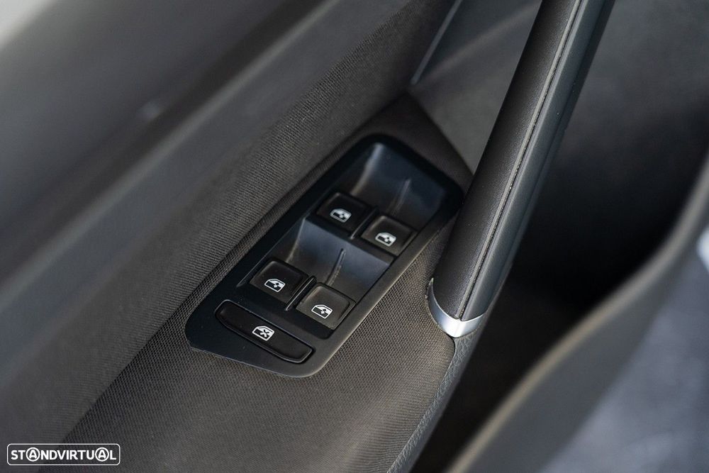 VW e-Golf Standard - 17