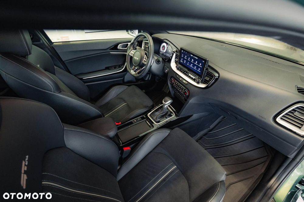 Kia ProCeed 1.5 T-GDI GT Line DCT - 17