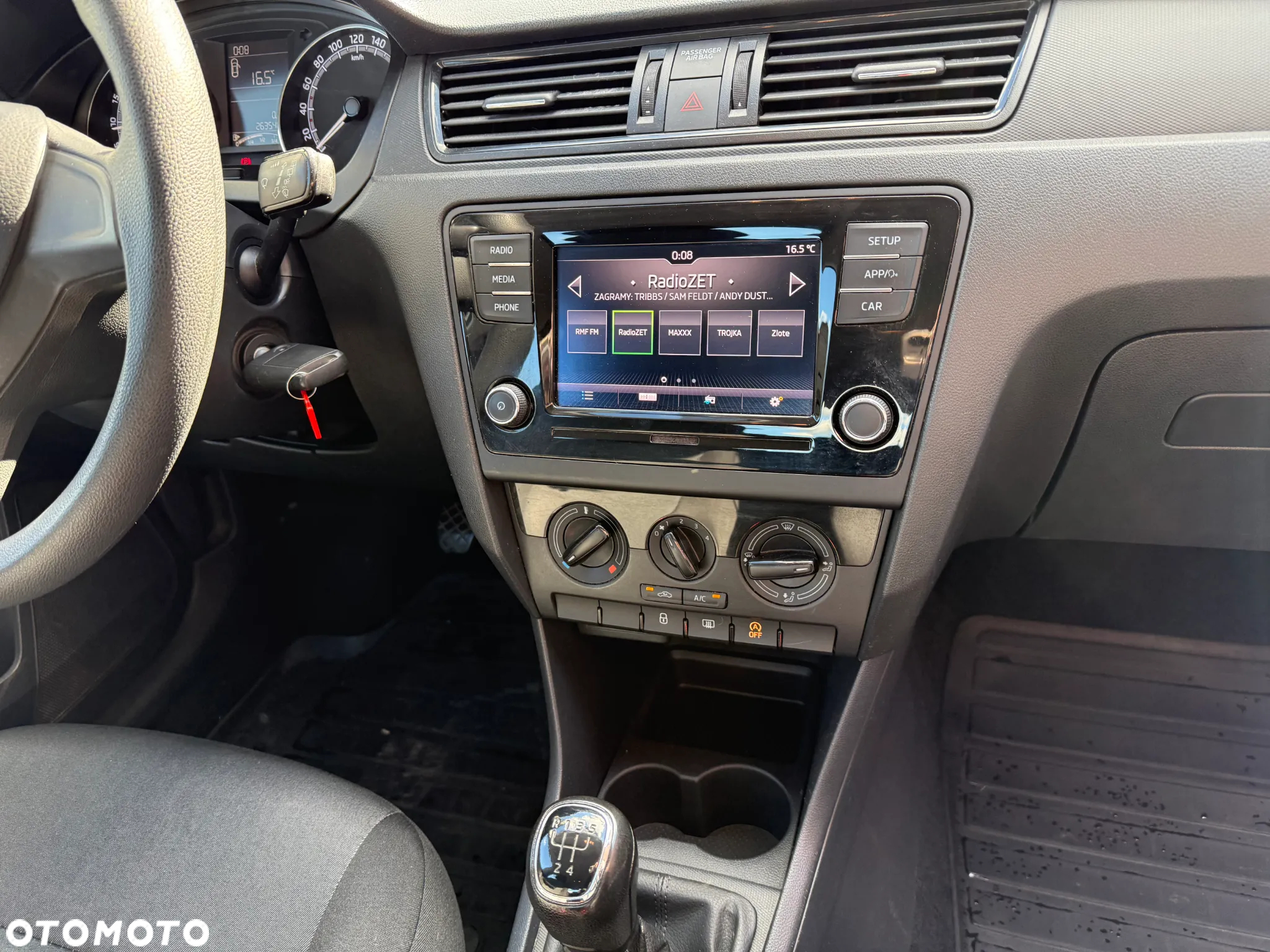 Skoda RAPID 1.6 TDI DPF Ambition - 24