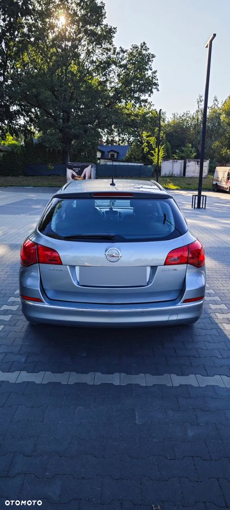 Opel Astra - 4