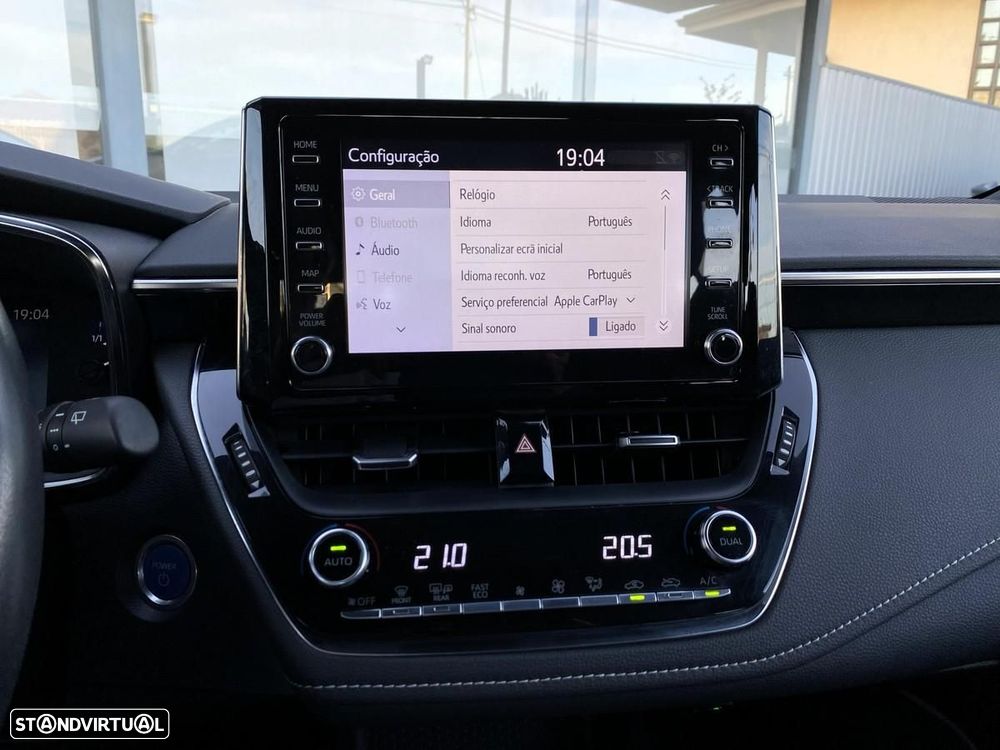 Toyota Corolla 1.8 Hybrid Comfort - 22