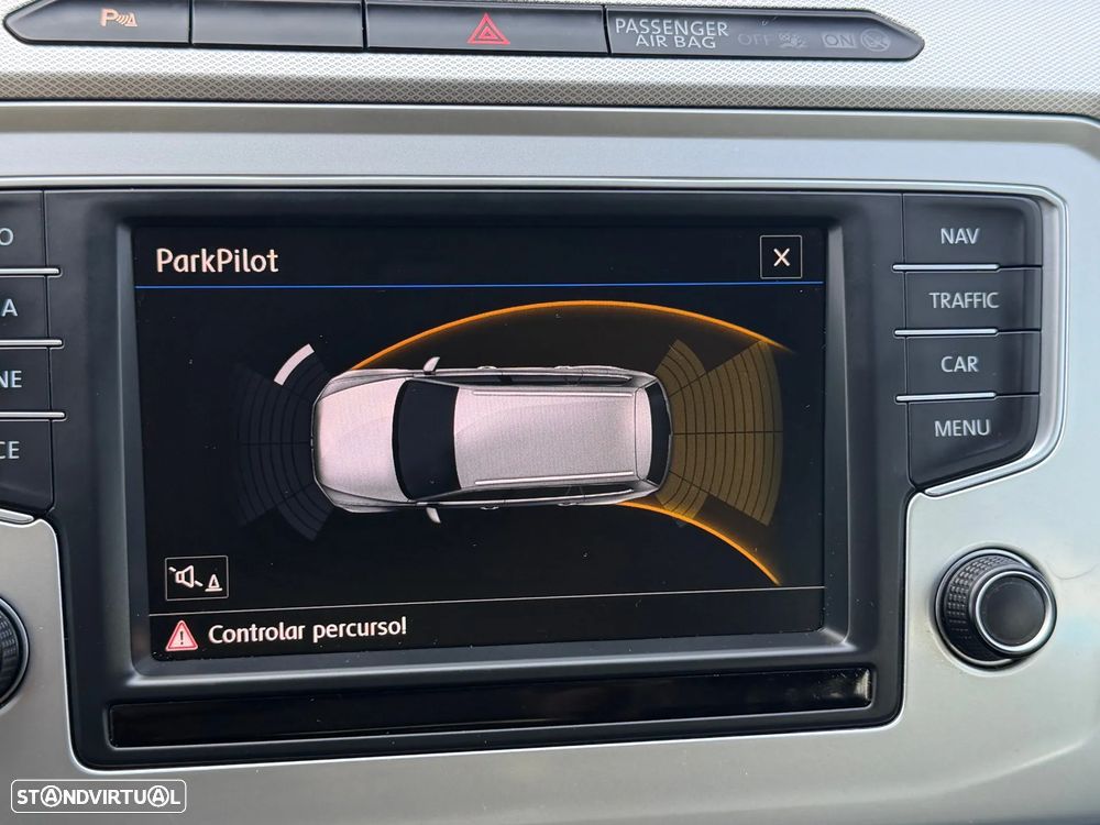 VW Passat Variant 2.0 TDI Confortline DSG - 19