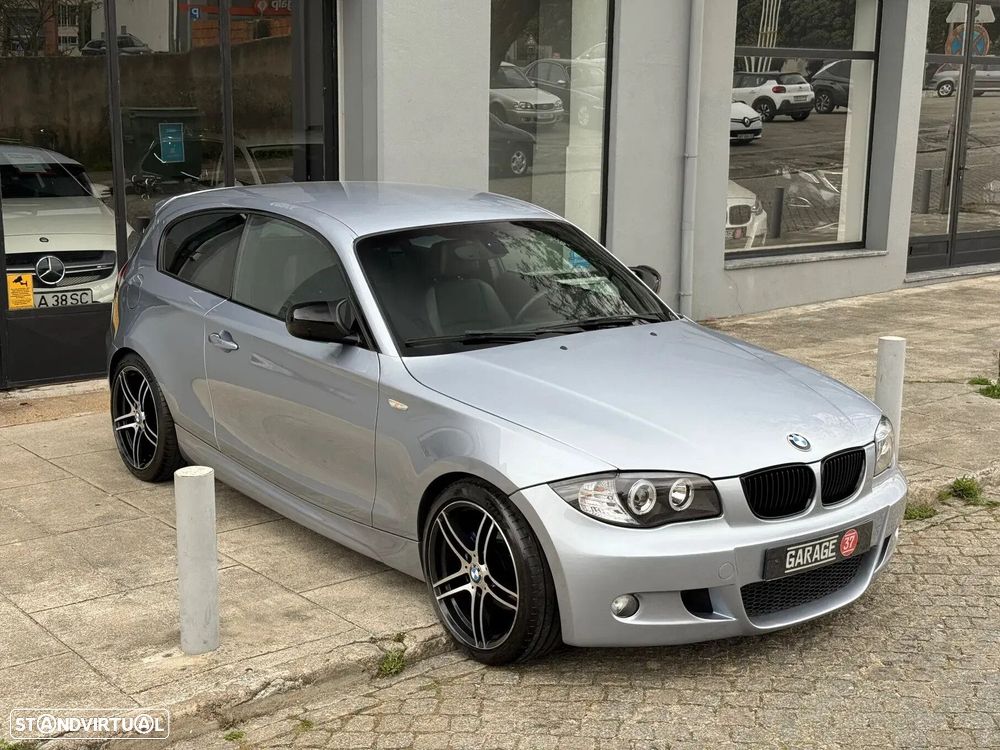 BMW 118 d Pack M - 4