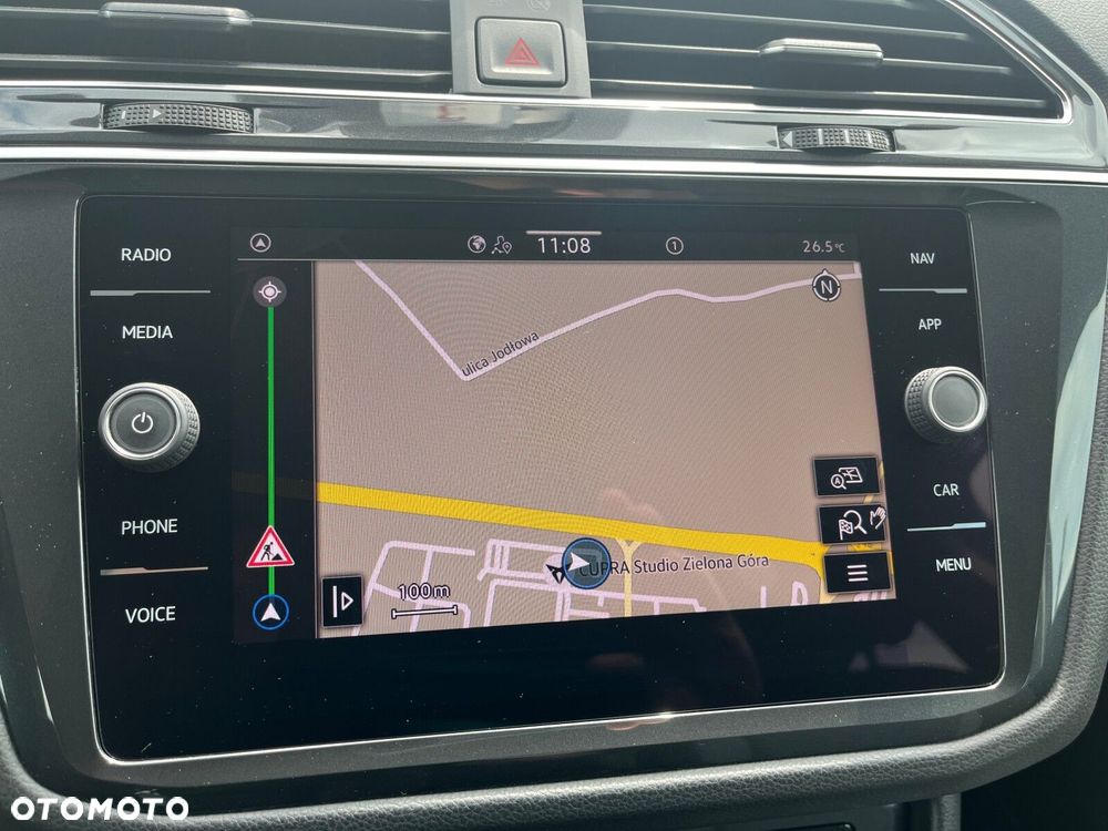 Volkswagen Tiguan - 24