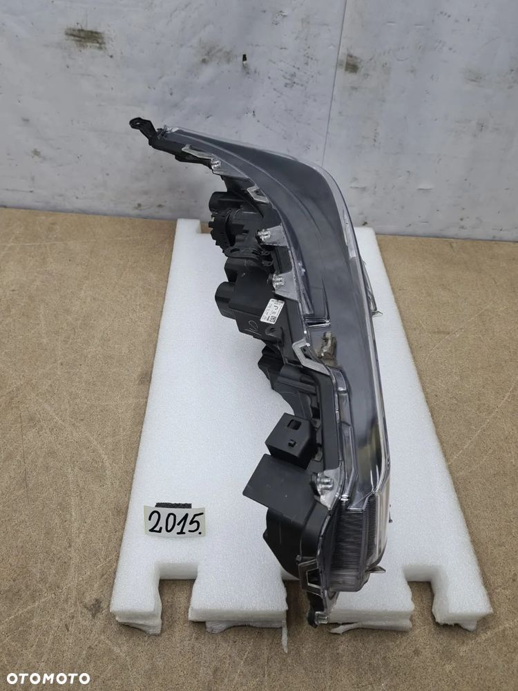 Toyota Corolla E21 kombi/HB 81150-02S60 lampa lewy lewa przednia przód - 3