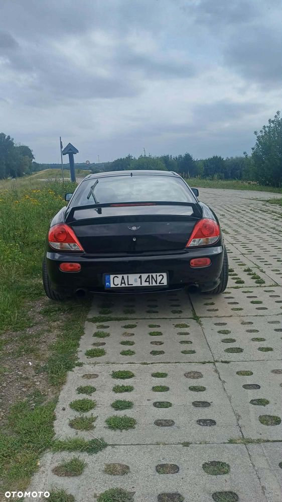 Hyundai Coupe - 3