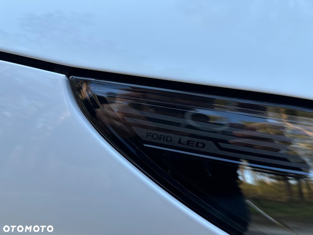 Ford Kuga 2.5P PHEV FWD ST-Line eCVT - 26