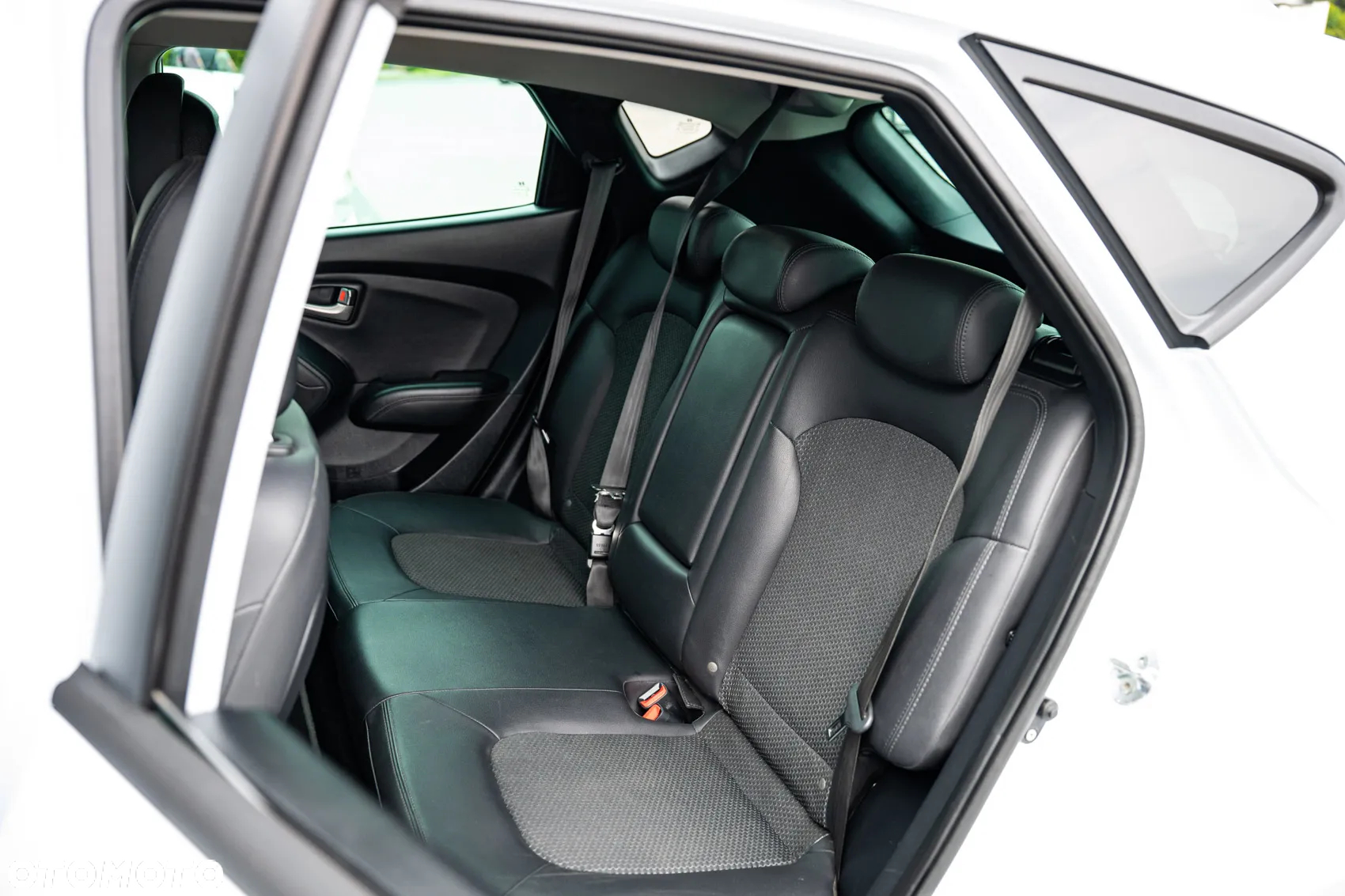 Hyundai ix35 1.6 2WD blue Comfort - 13
