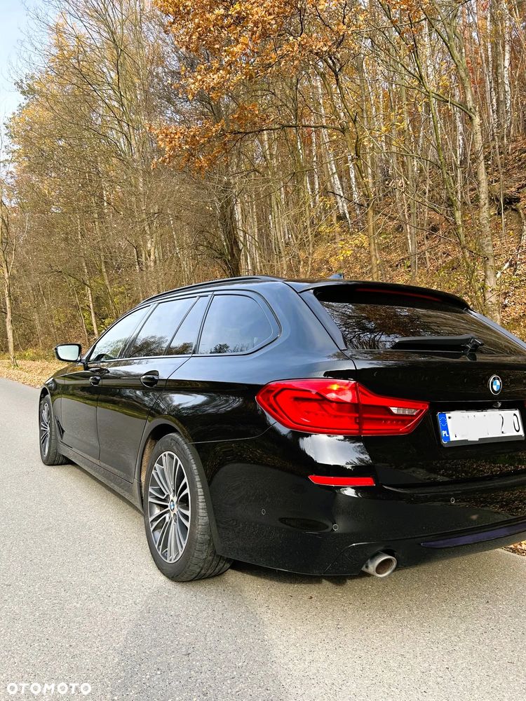 BMW Seria 5 520d xDrive Sport Line sport - 4