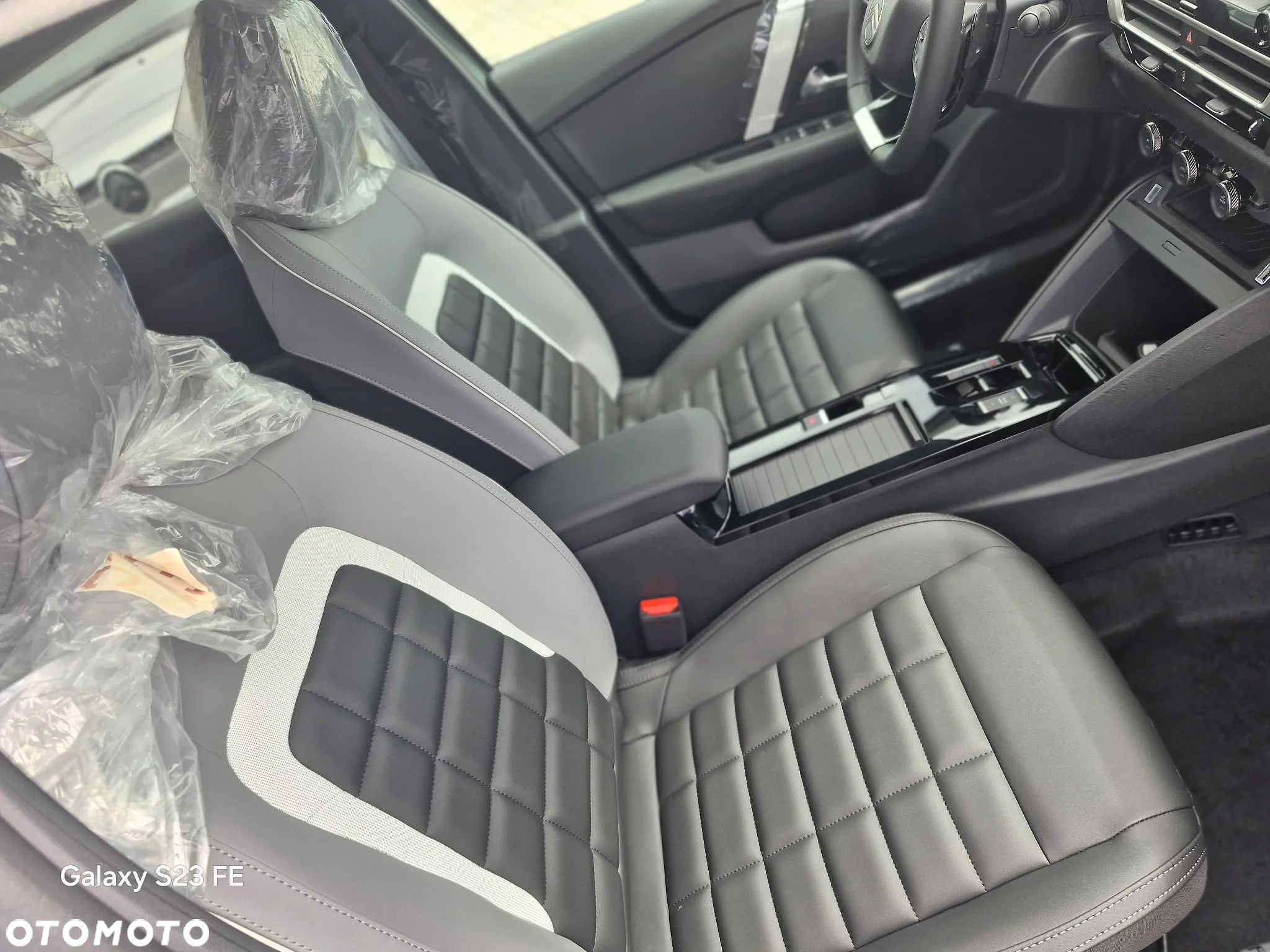 Citroën C4X 1.2 mHEV Max eDCT6 - 6