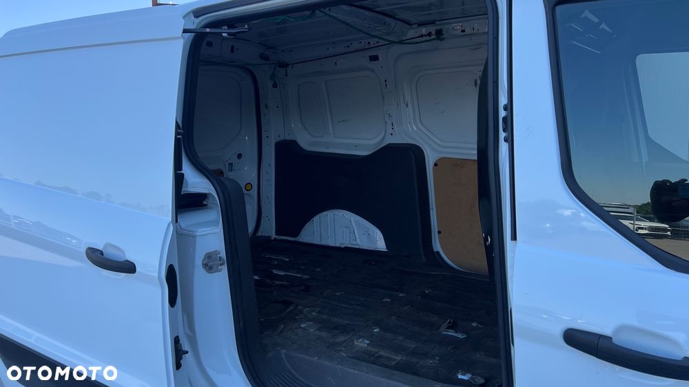 Ford Transit Connect - 11