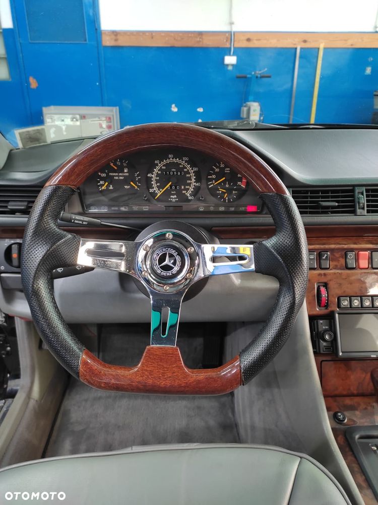 Mercedes-Benz Klasa E 420 - 17