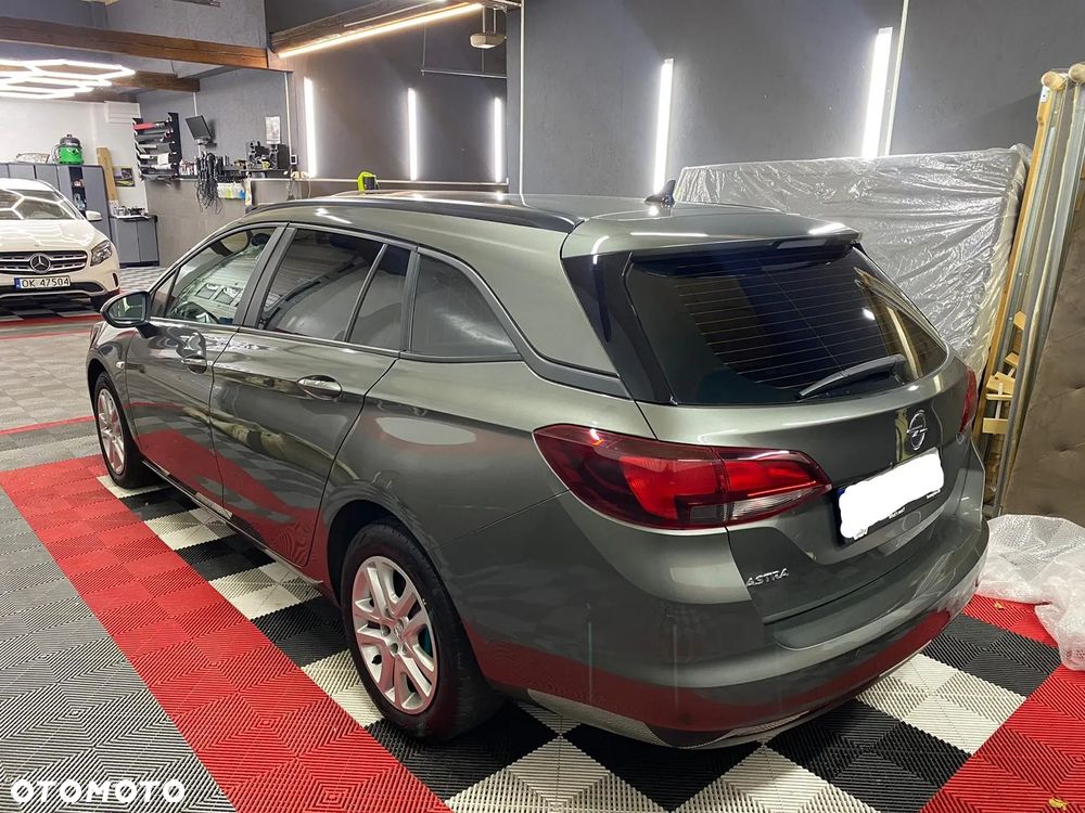 Opel Astra 1.6 D Automatik Start/Stop Business - 2