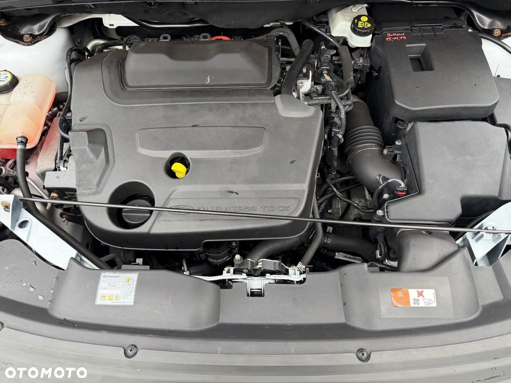 Ford Kuga 2.0 TDCi 4x4 Titanium - 8