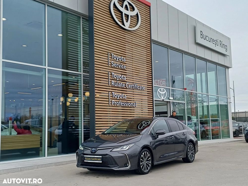 Toyota Corolla 1.8 HSD Dynamic - 1