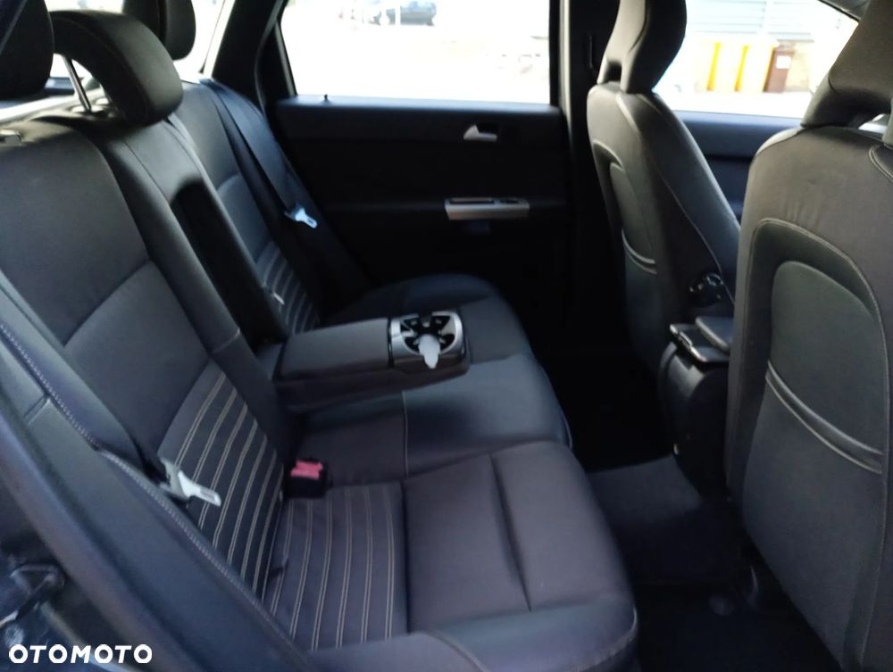 Volvo V50 2.0D R-Design Summum - 20