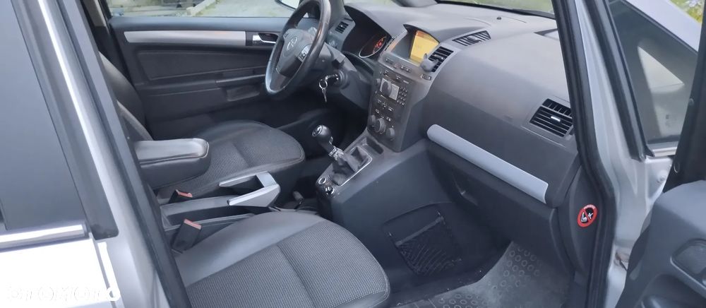 Opel Zafira 1.9 CDTI Cosmo - 12