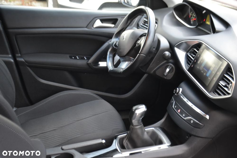 Peugeot 308 PureTech 110 Stop & Start Allure - 14