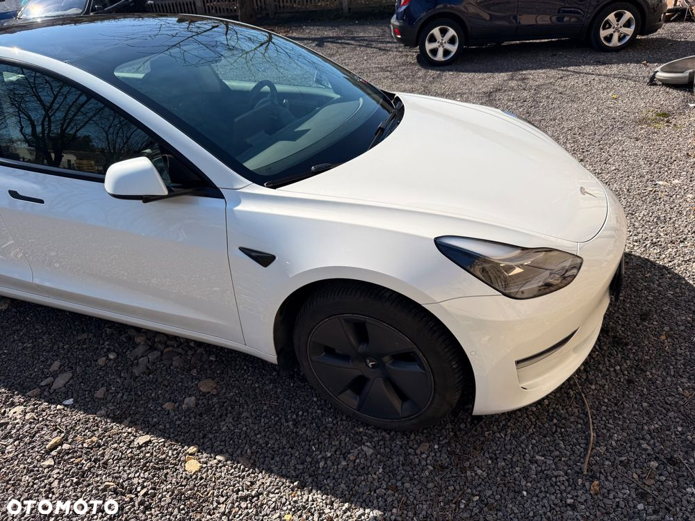 Tesla Model 3 Long Range AWD - 5
