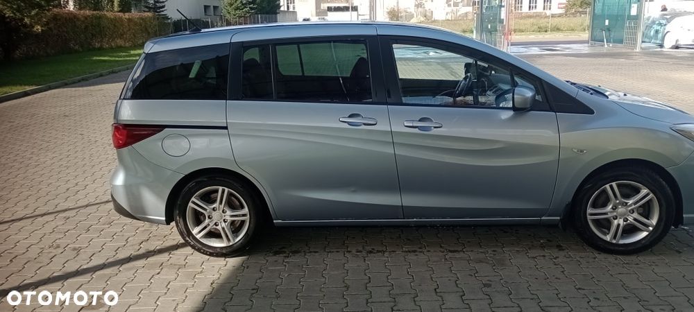 Mazda 5 - 8